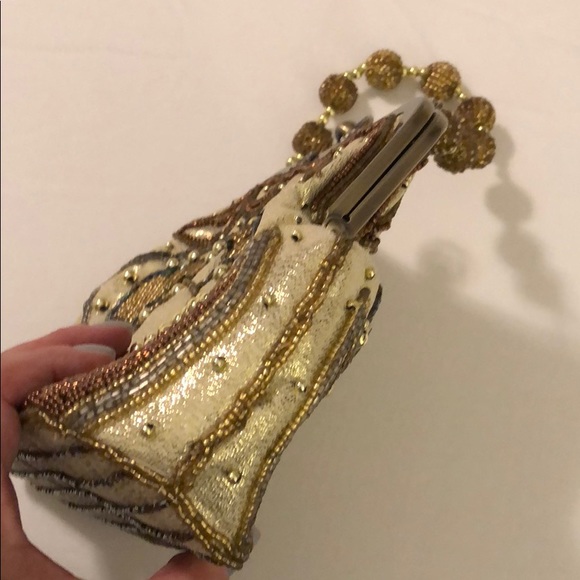 Beaded handbag - Picture 7 of 9